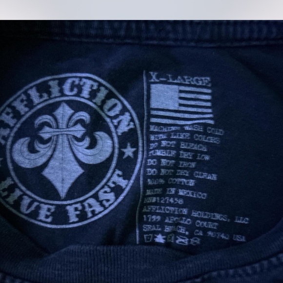 Affliction Black Tee Short Sleeve - Picture 2 of 2